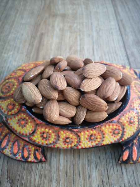 AMANDES DÉCORTIQUÉES