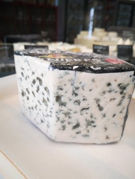 ROQUEFORT AOP VERNIÈRES...